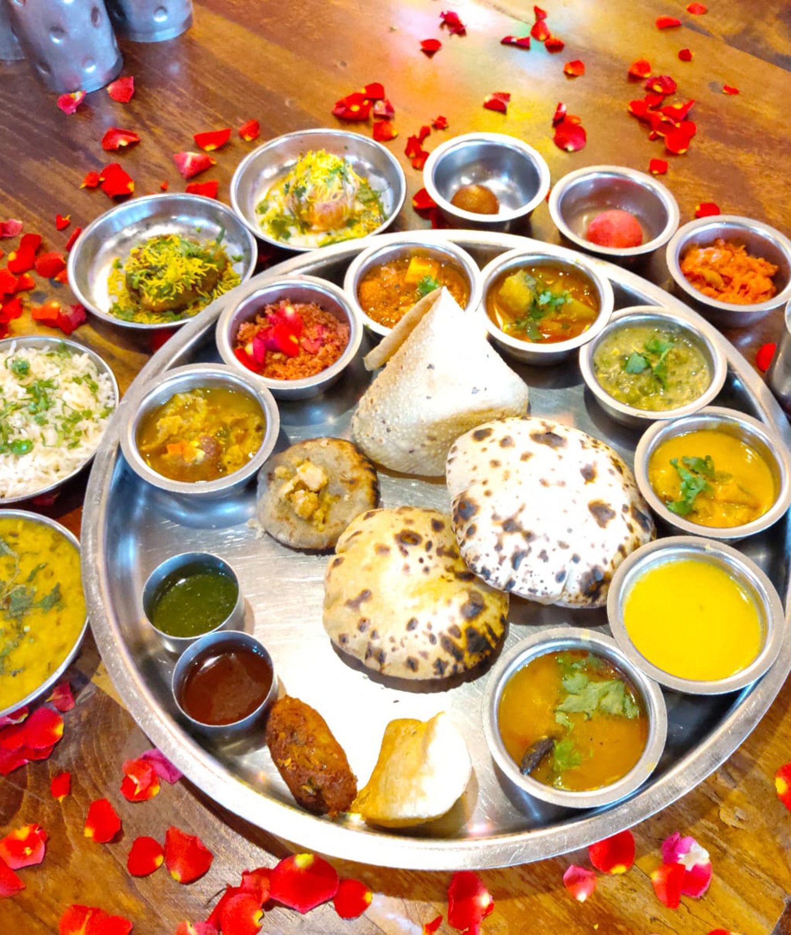 Geetar Restaurant Thali - Sharjah